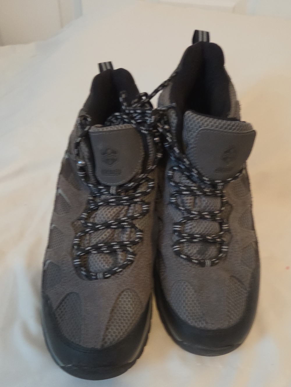 Khombu Men's Grey Athletic Hiking Sneakers